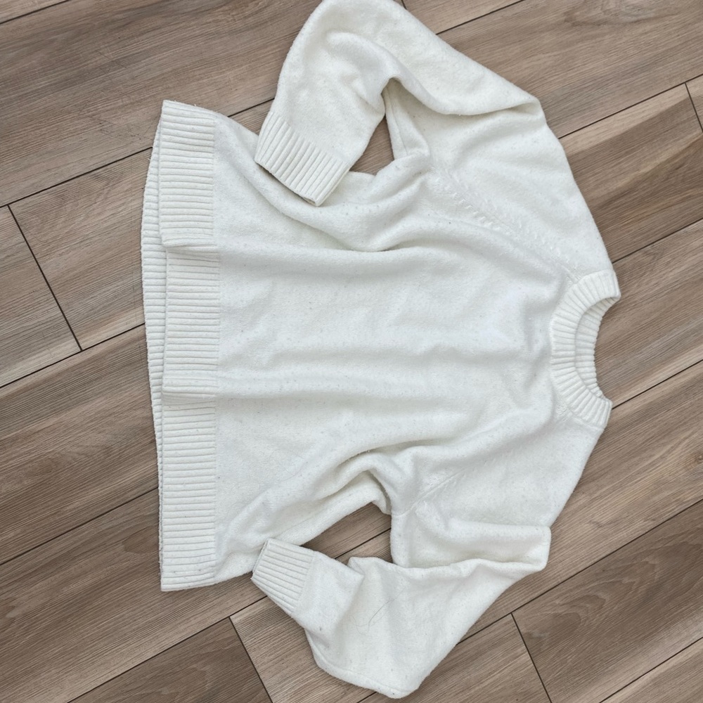 GAP White Crew Neck Sweater